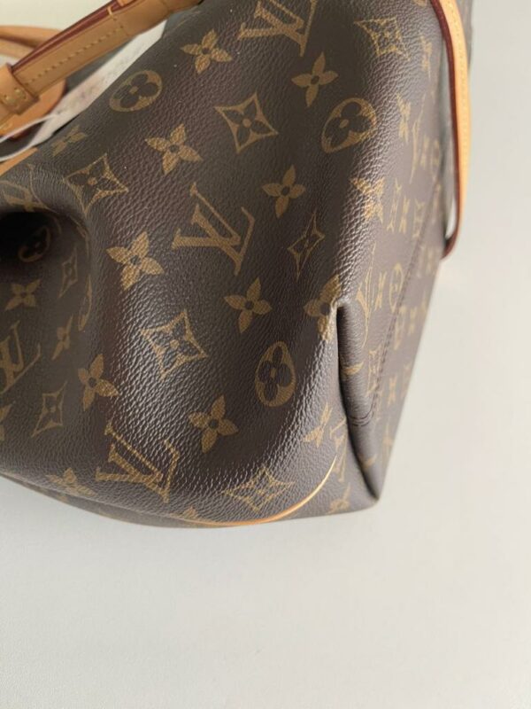 <b>Bolsa Louis Vuitton Turene MM</b> - Image 15