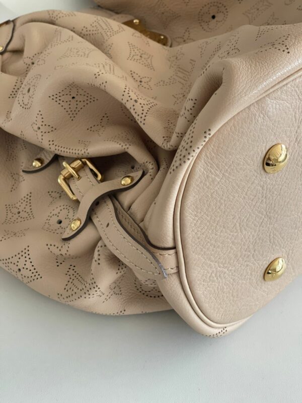 <b>Bolsa Mahina Louis Vuitton</b> - Image 9