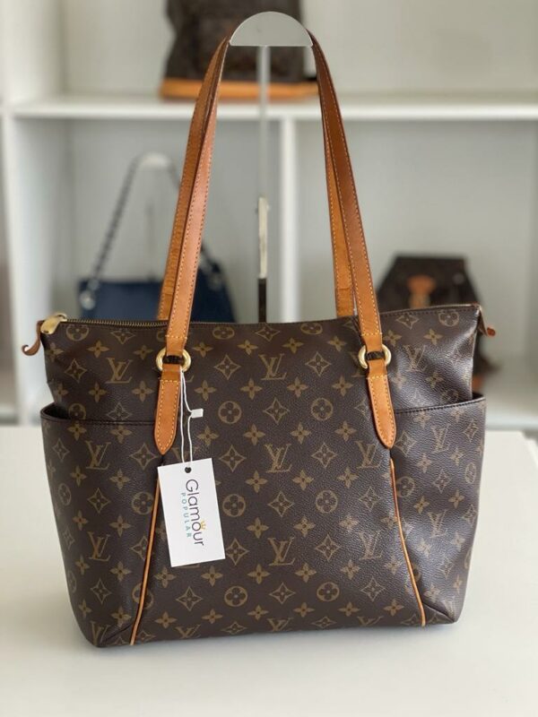 <b>Bolsa Louis Vuitton Totally MM</b> - Image 2