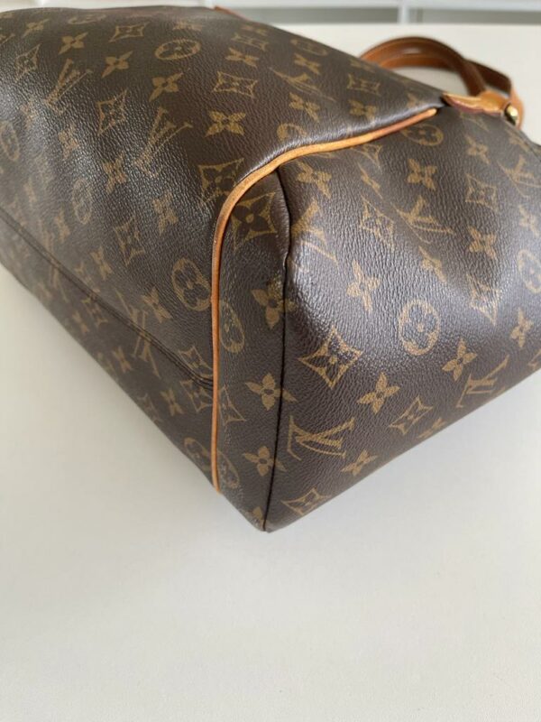 <b>Bolsa Louis Vuitton Totally MM</b> - Image 8