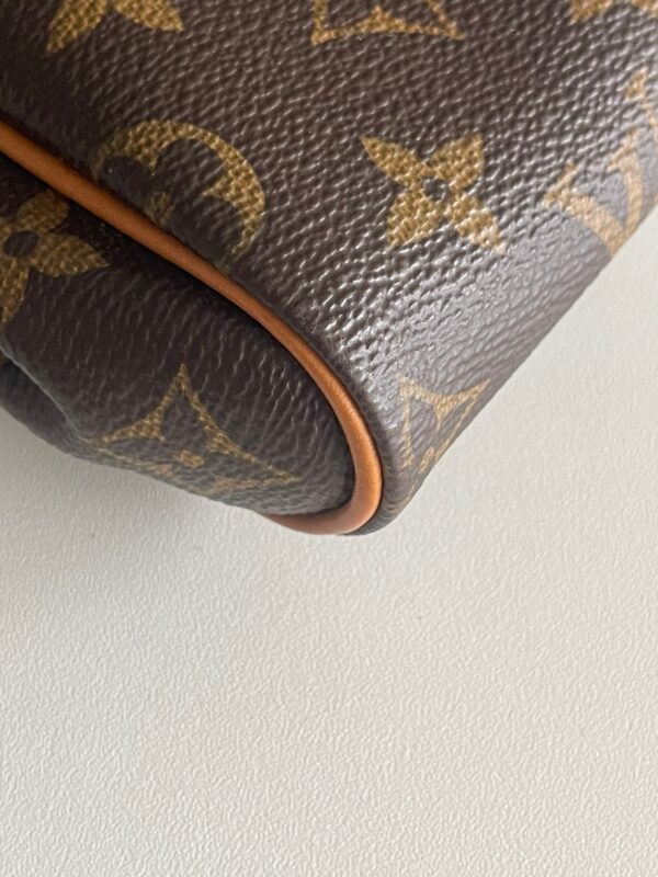 <b>Pochette Eva Louis Vuitton</b> - Image 9