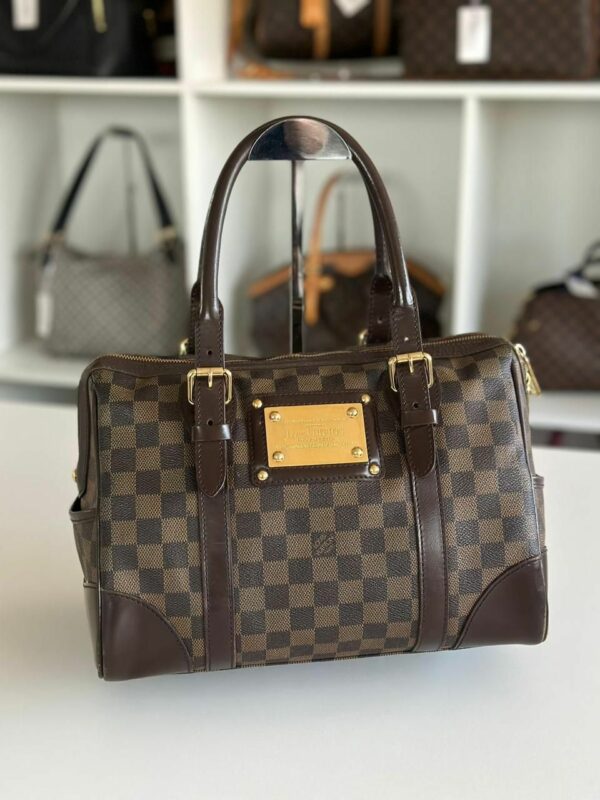 <b>Bolsa Louis Vuitton Berkeley<b/>